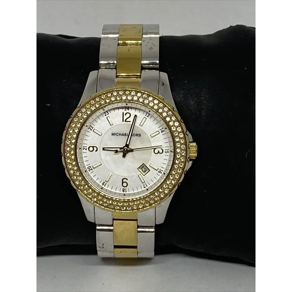Michael Kors MK5664 Women's Stainless Steel Analog Dial Quartz Wrist Watch JK402